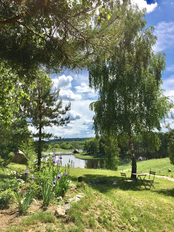 Namelis Salia Vynuogyno Villa Budziliai ภายนอก รูปภาพ